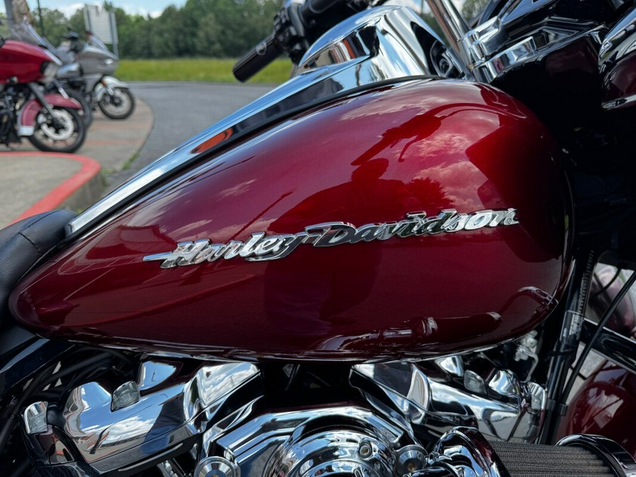 2017 Harley-Davidson Road Glide Special Velocity Red Sunglo