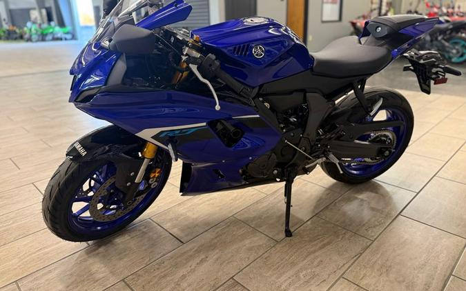 2025 Yamaha YZF-R7