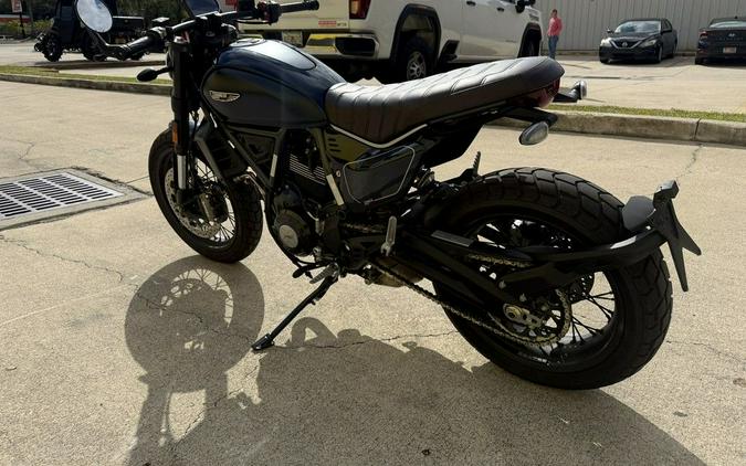 2024 Ducati Scrambler Nightshift (2G) Blue