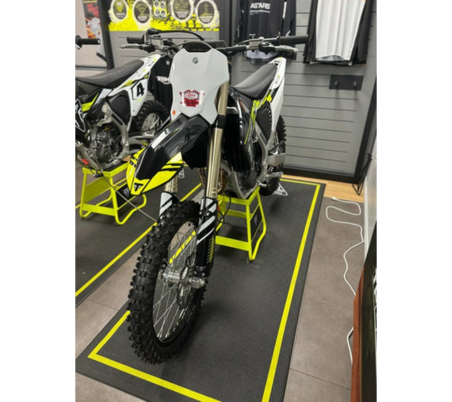 2025 Triumph TF 250-X