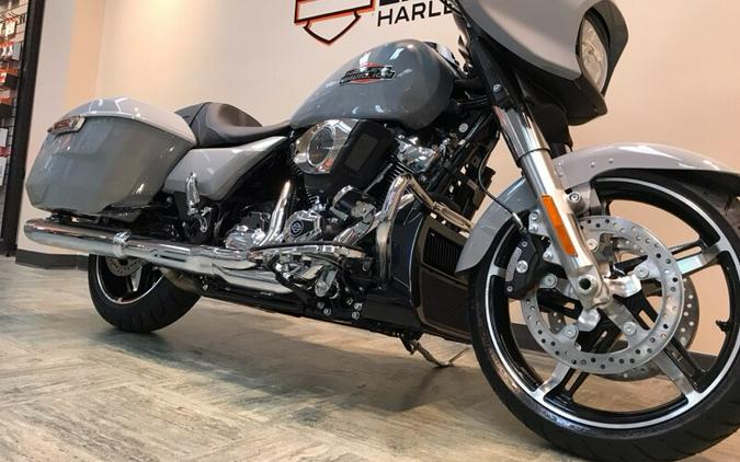 2024 Harley-Davidson® Street Glide® Billiard Gray