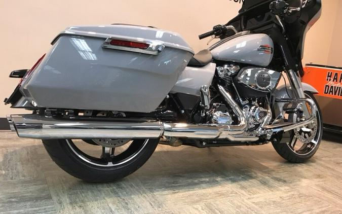 2024 Harley-Davidson Street Glide® Billiard Gray FLHX