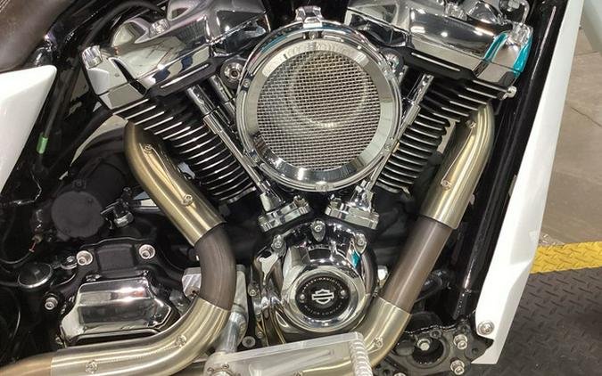 2017 Harley-Davidson FLHRXS - Road King Special