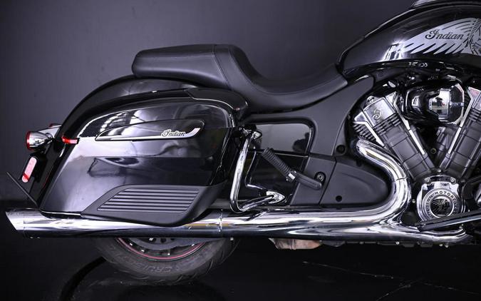 2021 Indian Motorcycle® Challenger® Limited Thunder Black Pearl