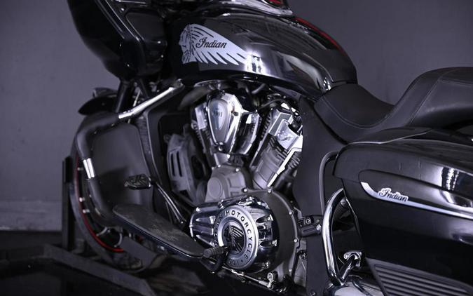 2021 Indian Motorcycle® Challenger® Limited Thunder Black Pearl
