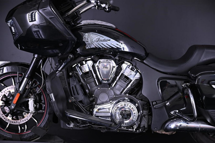 2021 Indian Motorcycle® Challenger® Limited Thunder Black Pearl