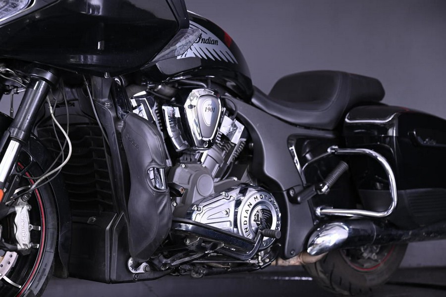2021 Indian Motorcycle® Challenger® Limited Thunder Black Pearl