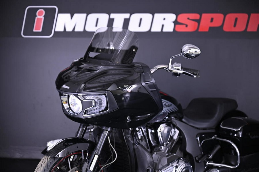 2021 Indian Motorcycle® Challenger® Limited Thunder Black Pearl