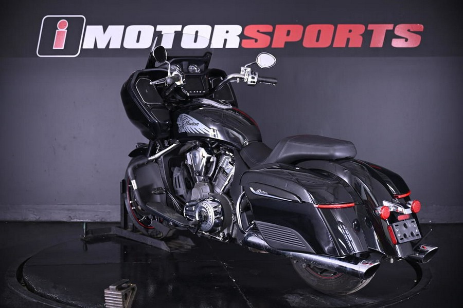 2021 Indian Motorcycle® Challenger® Limited Thunder Black Pearl
