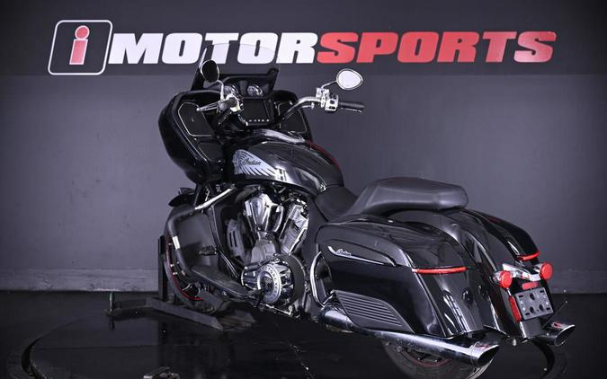 2021 Indian Motorcycle® Challenger® Limited Thunder Black Pearl