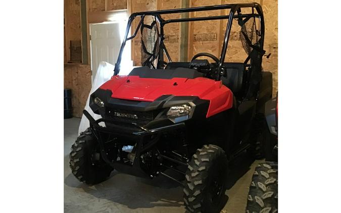 2026 Honda Pioneer 700 Deluxe