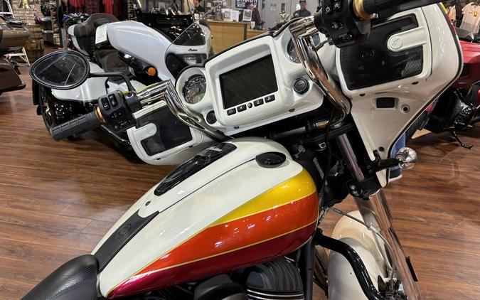 2021 Indian Motorcycle® Chieftain® Thunder Black