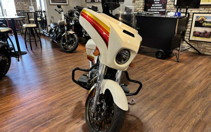 2021 Indian Motorcycle® Chieftain® Thunder Black