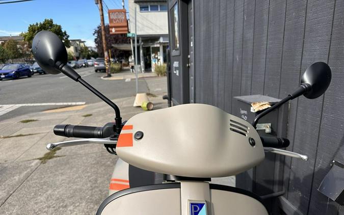 2024 Vespa GTV 300