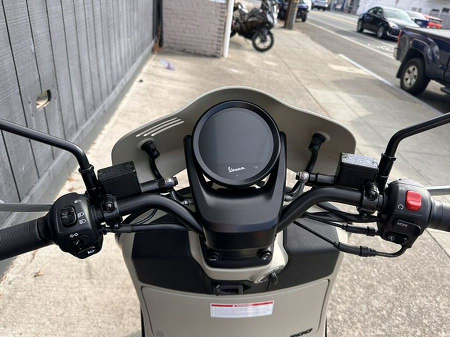 2024 Vespa GTV 300