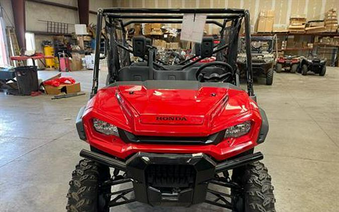 2023 Honda Pioneer 1000-6 Deluxe Crew