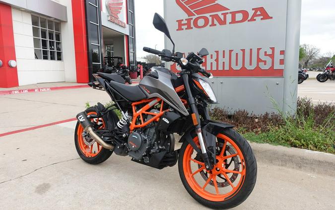 2022 KTM Duke 390