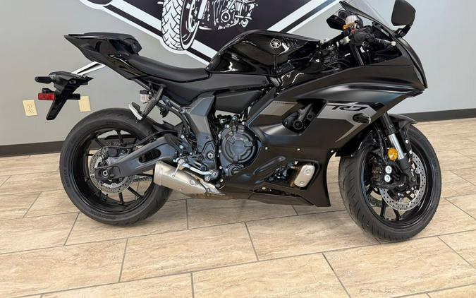 2025 Yamaha YZF-R7