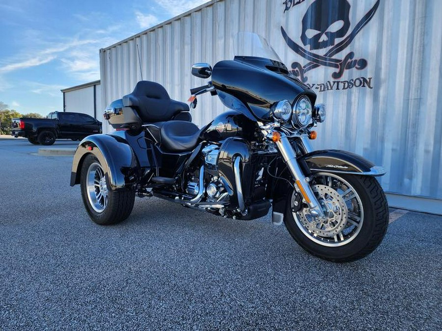 2024 Harley-Davidson® FLHTCUTG - Tri Glide® Ultra