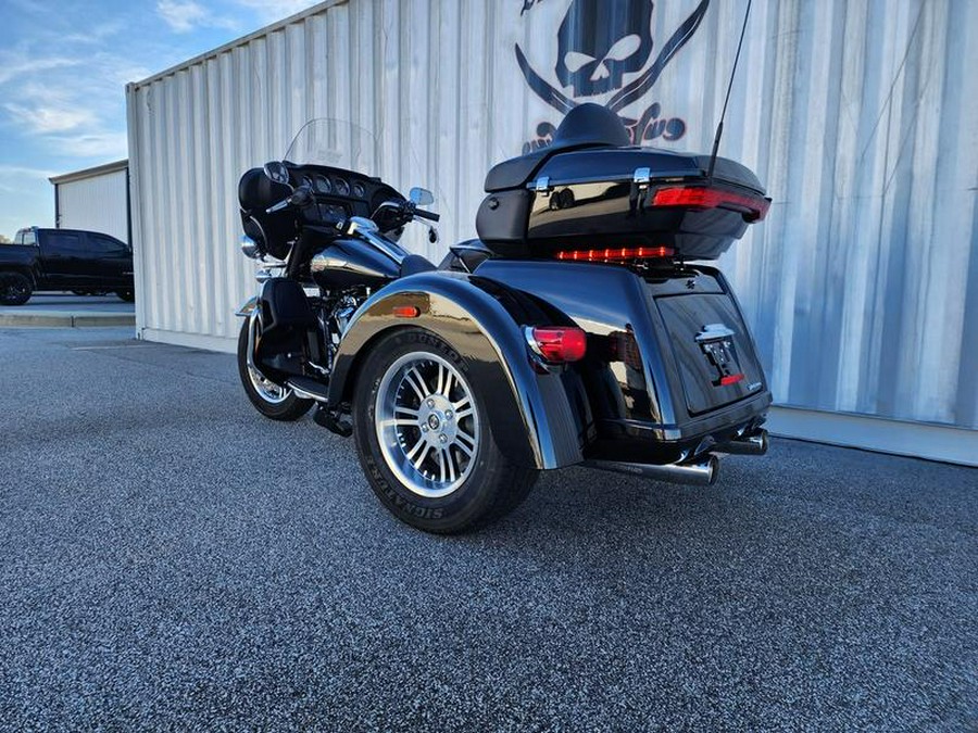 2024 Harley-Davidson® FLHTCUTG - Tri Glide® Ultra