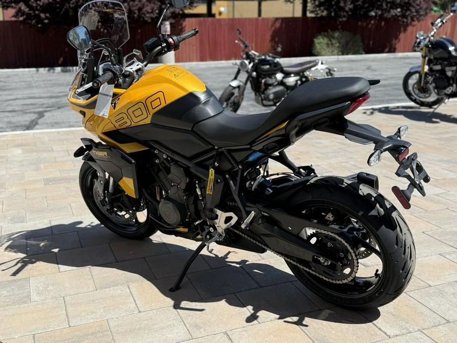 2025 Triumph Tiger Sport 800 Cosmic Yellow
