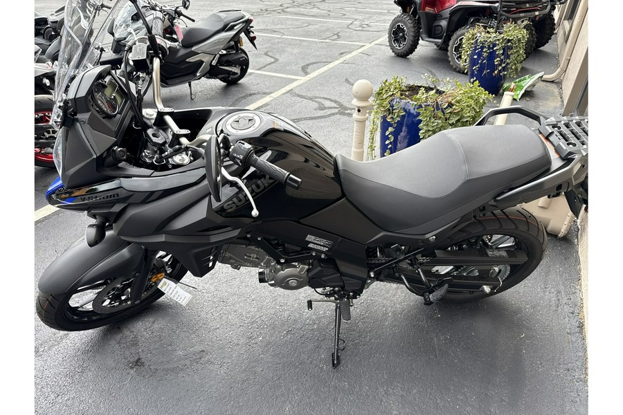 2025 Suzuki V-Strom 650 - BLACK