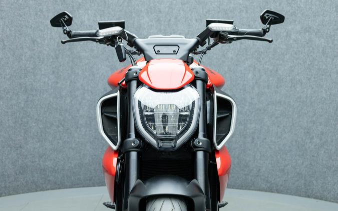 2024 DUCATI DIAVEL V4 W/ABS