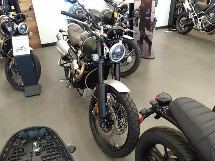 2023 Triumph THRUXTON R