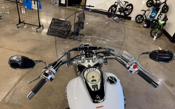 2023 Suzuki Boulevard C50T