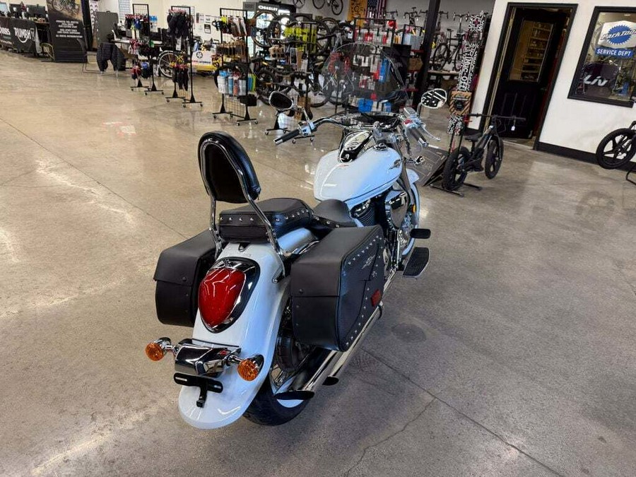 2023 Suzuki Boulevard C50T