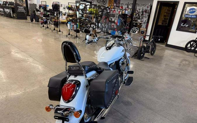 2023 Suzuki Boulevard C50T