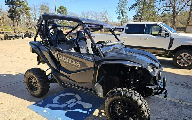 2022 Honda® Talon 1000R Fox Live Valve