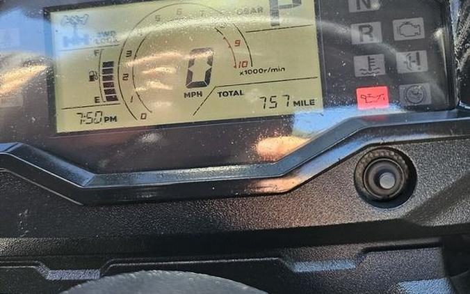 2022 Honda® Talon 1000R Fox Live Valve