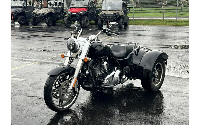 2016 Harley-Davidson® FLRT