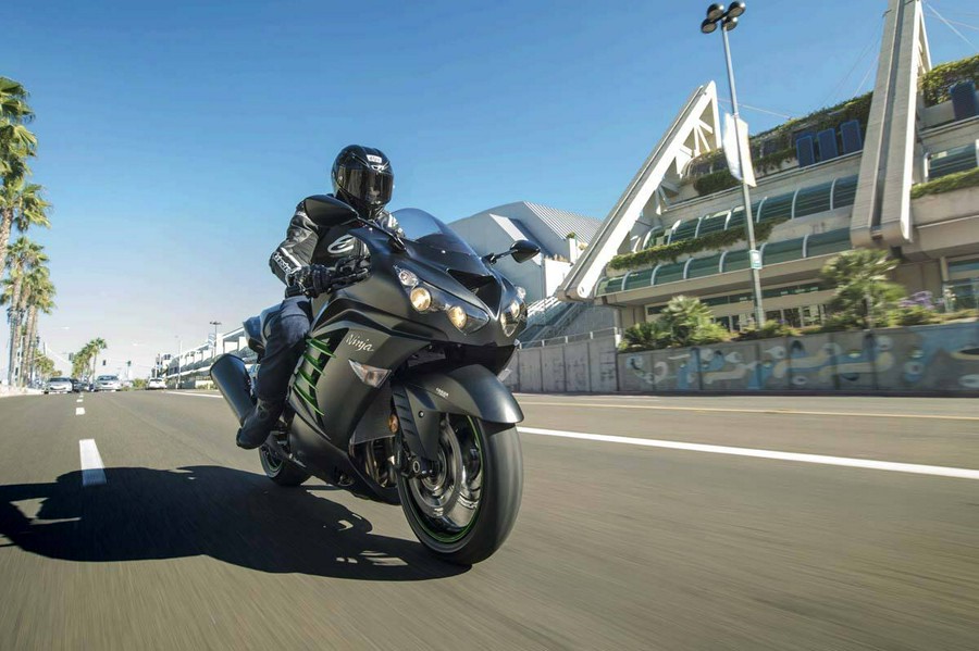 2015 Kawasaki Ninja® ZX™-14R ABS