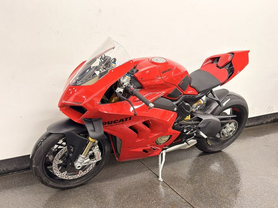 2022 Ducati Panigale V4 S Ducati Red