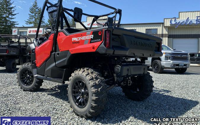 2025 Honda Pioneer 1000 Deluxe