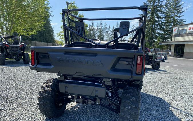 2025 Honda Pioneer 1000 Deluxe