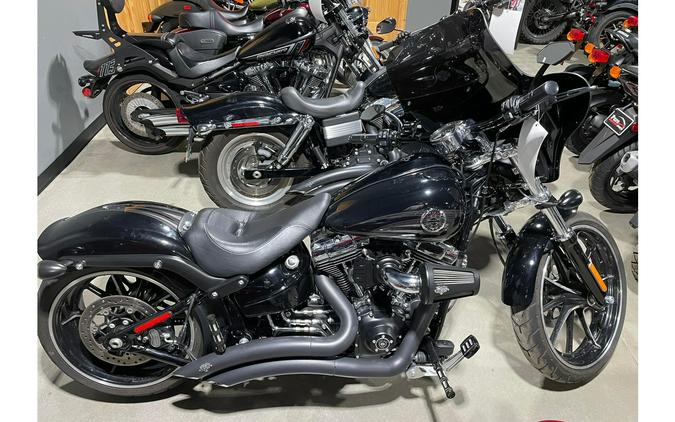 2016 Harley-Davidson® Softail Breakout®