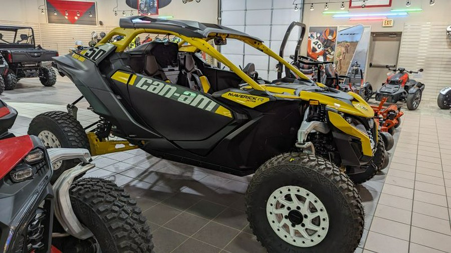 New 2024 CAN-AM MAVERICK R XRS 77 996NT YL 24