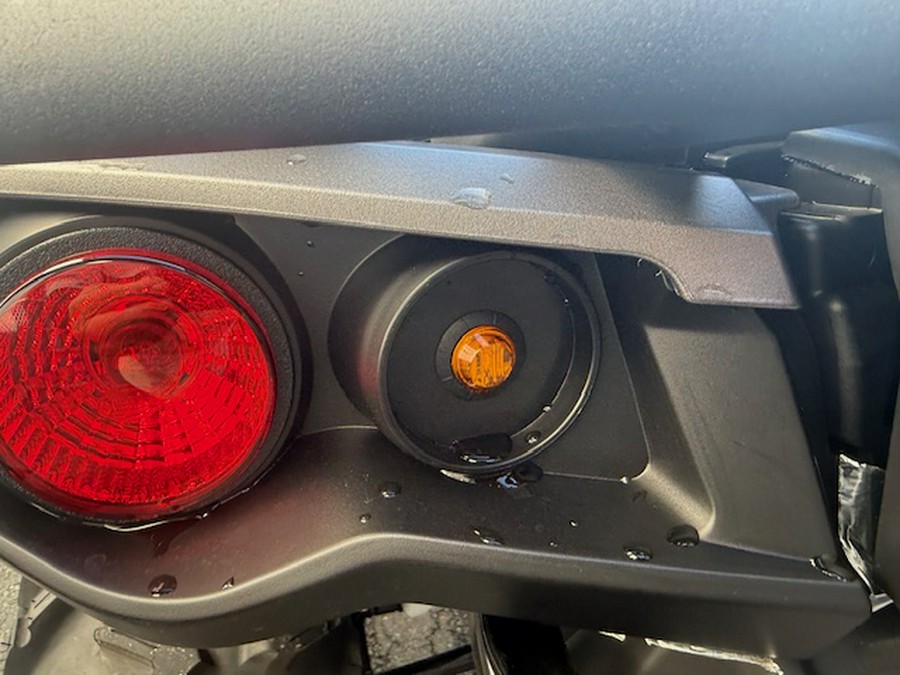 2024 Can-Am Outlander X mr 1000R Gray