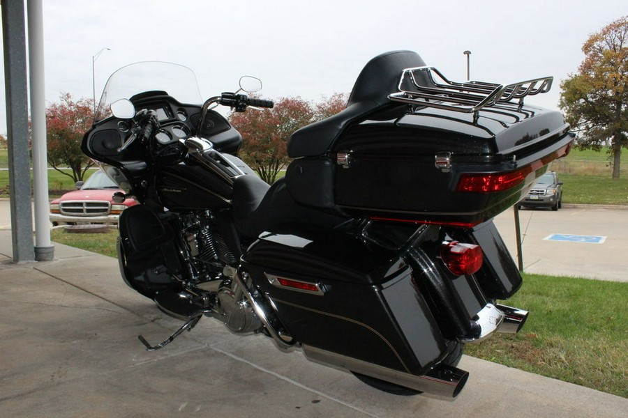 2017 Harley-Davidson® FLTRU - Road Glide® Ultra