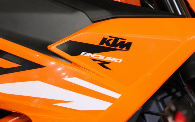 2026 KTM 390 ENDR