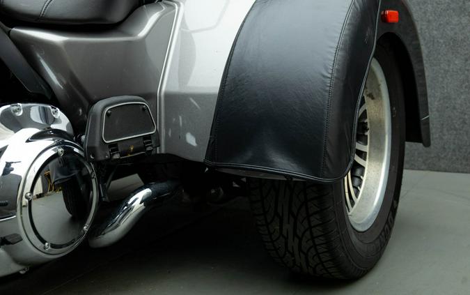 2017 HARLEY DAVIDSON FLHTCUTG TRI GLIDE ULTRA CLASSIC TRIKE