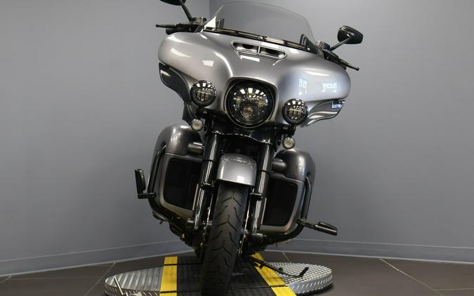 2019 Harley-Davidson® CVO™ Limited Magnetic Gray Fade
