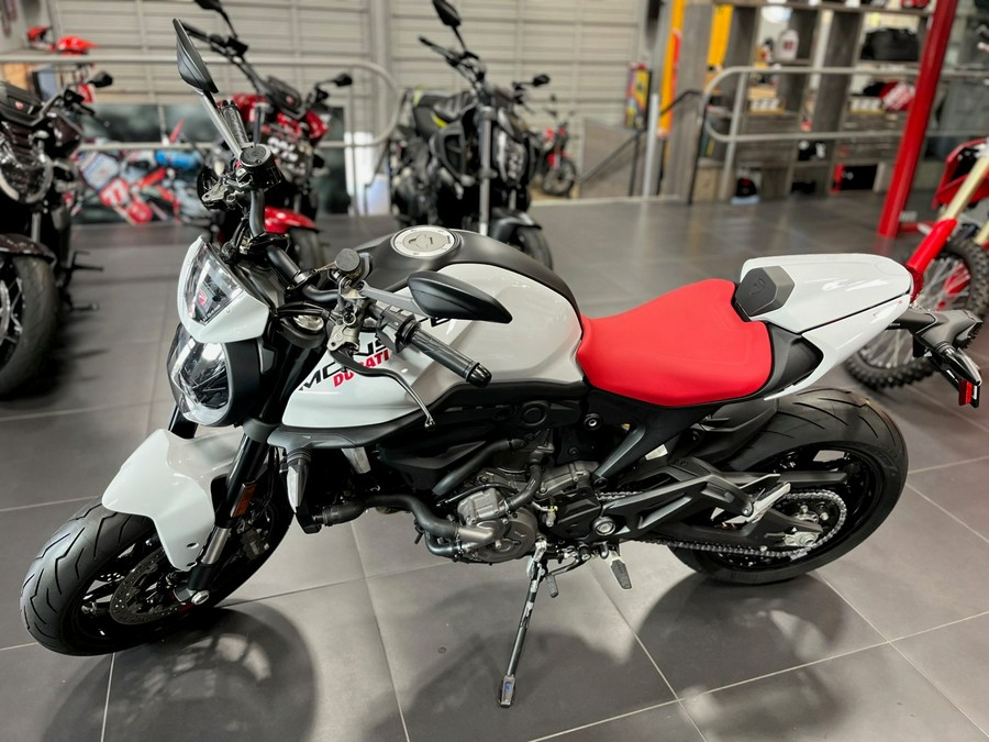 2025 Ducati Monster 937+