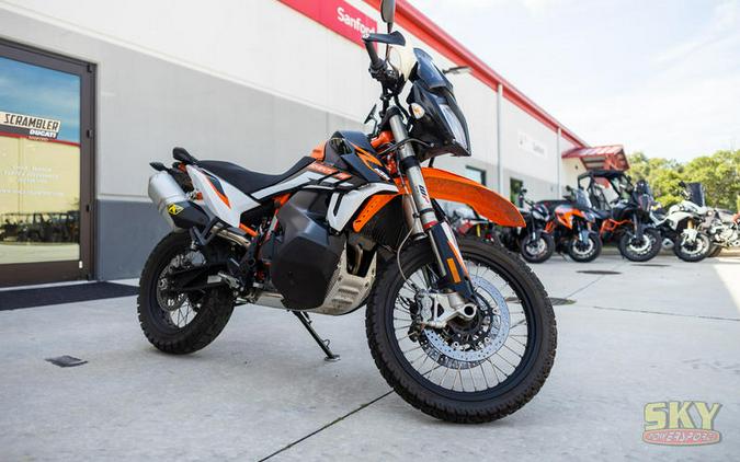 2022 KTM 890 Adventure R