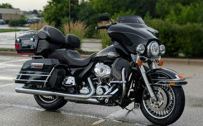 2013 Harley-Davidson FLHTCU - Electra Glide Ultra Classic