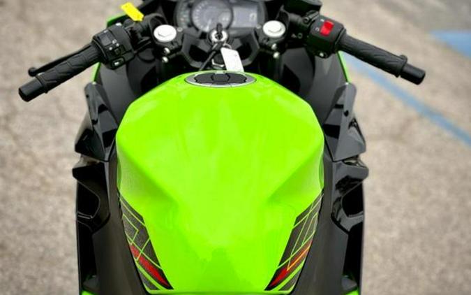 2023 Kawasaki Ninja 400 ABS KRT Edition