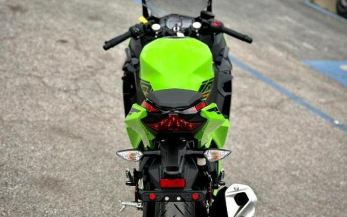 2023 Kawasaki Ninja 400 ABS KRT Edition